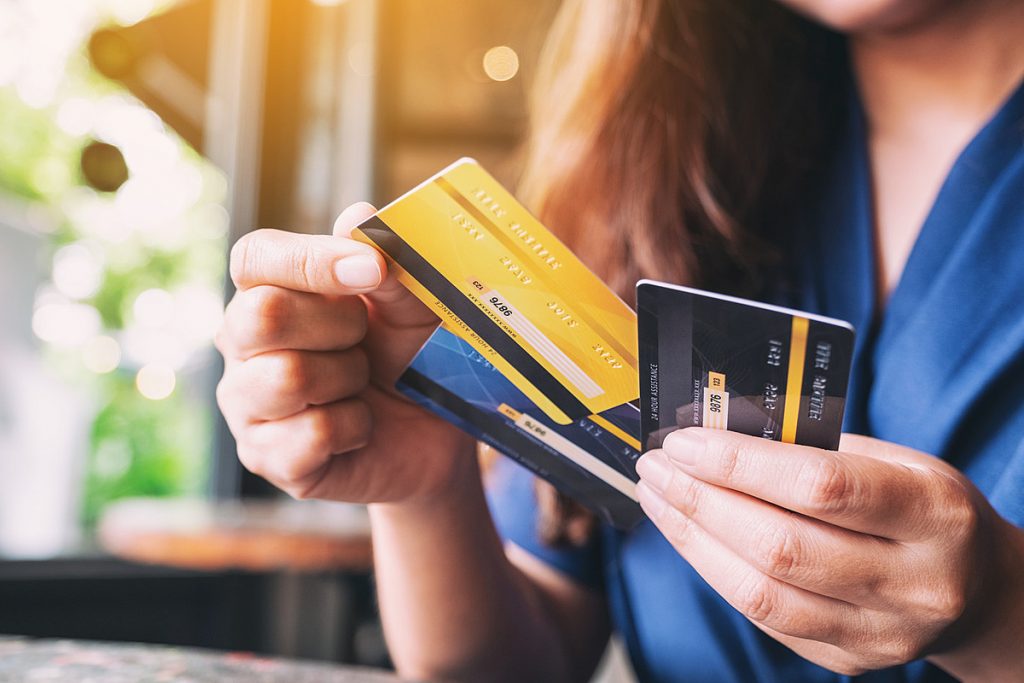 Как отработать возражения по кредитным картам